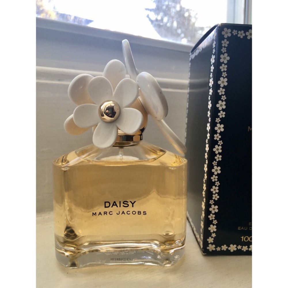 Daisy Marc Jacobs Perfume 3.4 oz